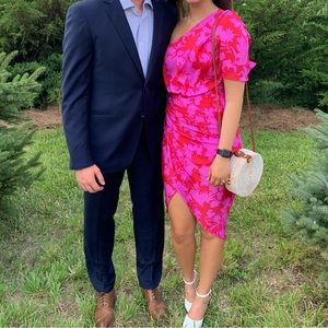 Vestique Lovers Dream Midi One Shoulder Dress - Size M